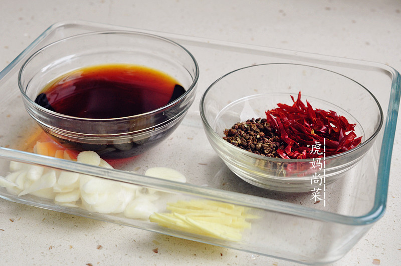 简单蓑衣黄瓜制作教程,不用刀的凉拌黄瓜