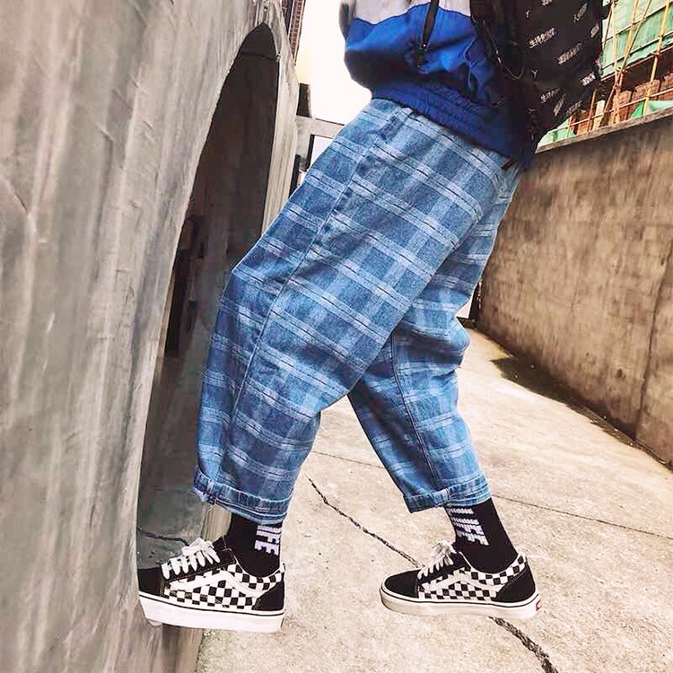 男生裸睡该不该穿短裤,晚上睡觉该不该穿文胸