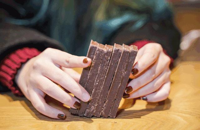 10㎡的食品厂，开了25年，吃过6种以上的孩子都打酱油了吧？