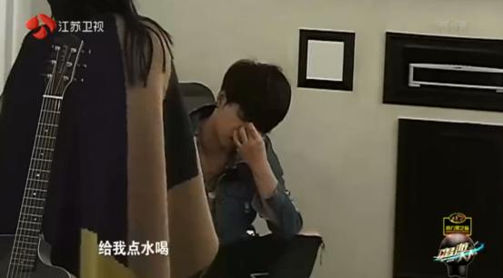 艾小羊：华晨宇非婚生女：一场完美的公关