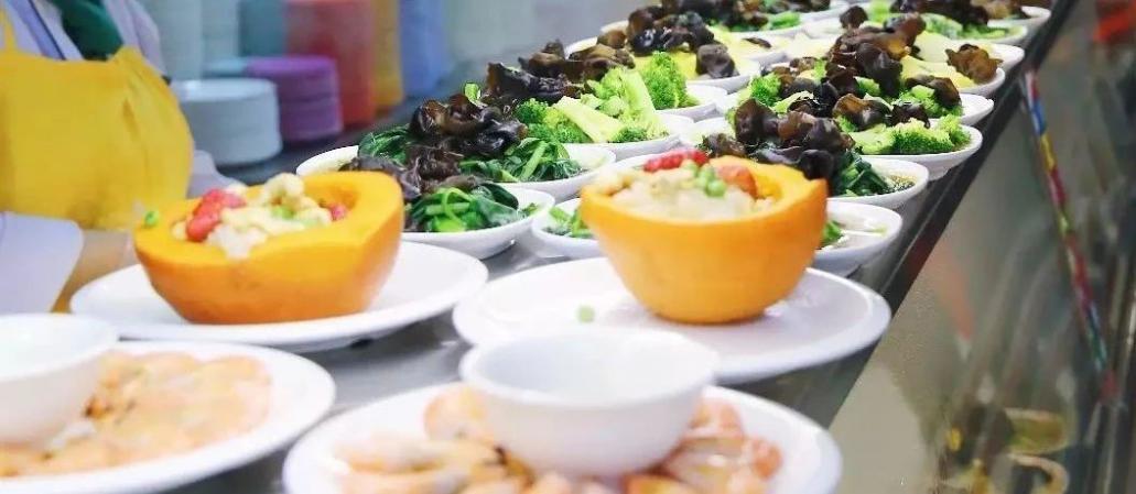 学生最满意的大学之一！网友评价TOP食堂，还被称为京城第一食堂！