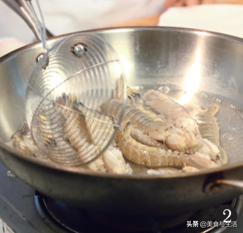 椒盐皮皮虾外酥里嫩好吃极了,椒盐濑尿虾也叫皮皮虾怎么吃