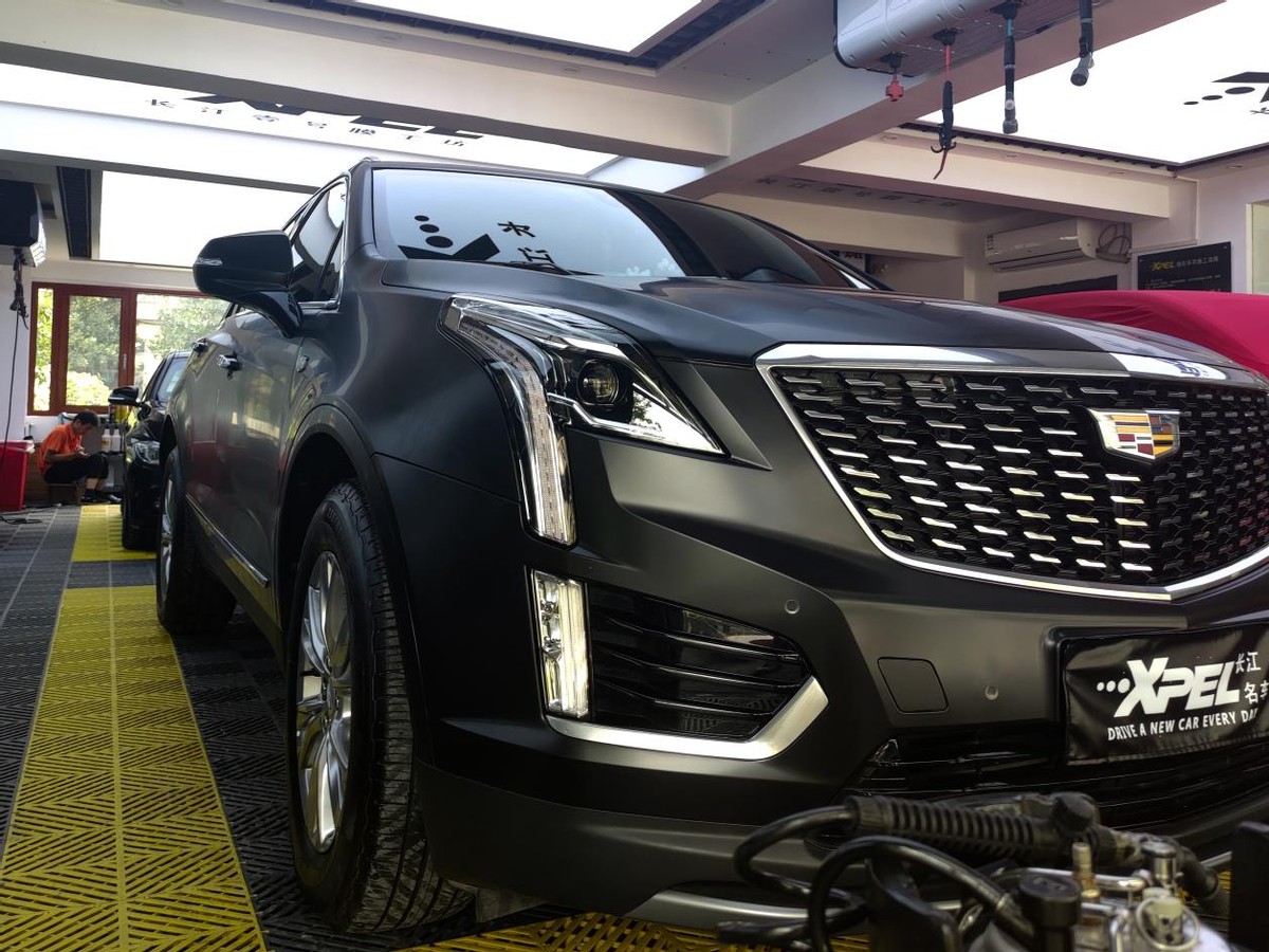 凯迪拉克suv全部车型xt5尺寸多大,皇冠陆放suv和凯迪拉克xt5怎么选