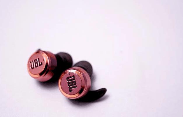 最好的蓝牙耳机品牌排行2021,蓝牙耳机和骨传导耳机哪个音质好