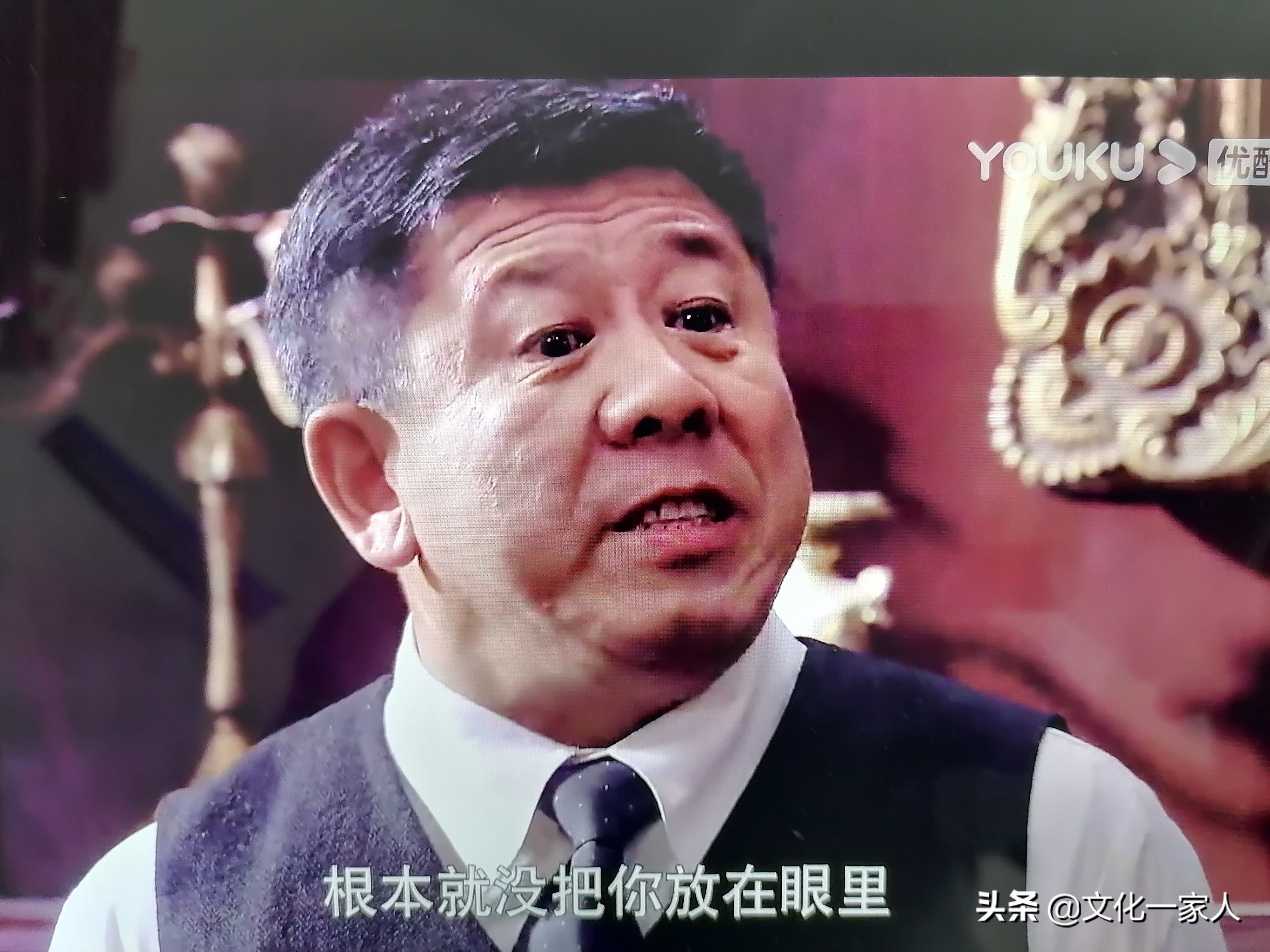 《悬崖》：一场敌中有我，我中有敌，斗智斗勇命悬一线的生死较量