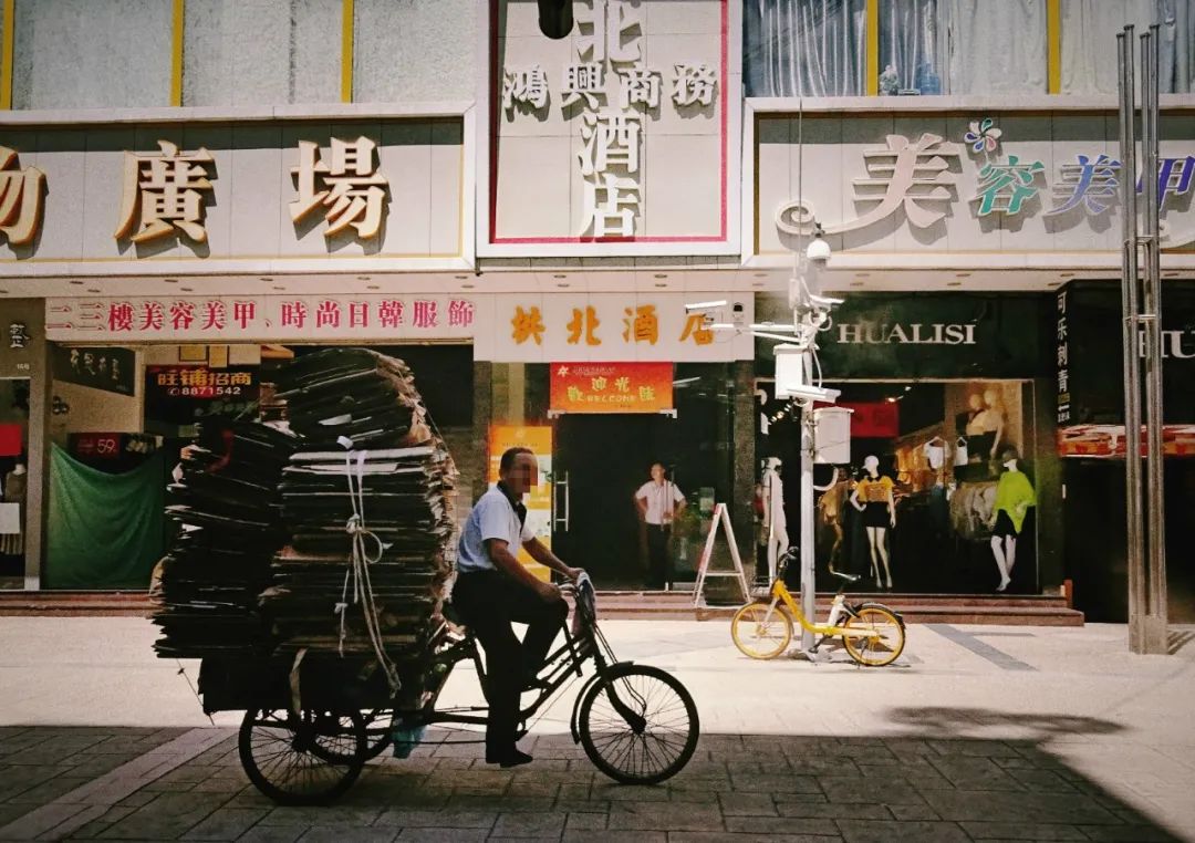 现在的拱北,还能留住多少珠海澳门人的脚步?