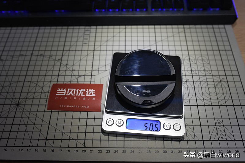 黑匣子助你在和平精英吃鸡如虎添翼,北通E1手游键鼠转换器