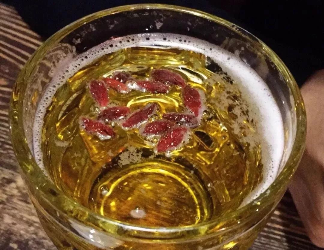 癌症晚期突然张嘴睡觉还能撑多久,癌症病人晚期晚上不睡觉怎么回事