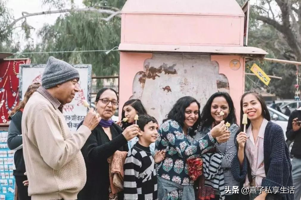 环游世界情侣,环游世界夫妻赚了十个亿