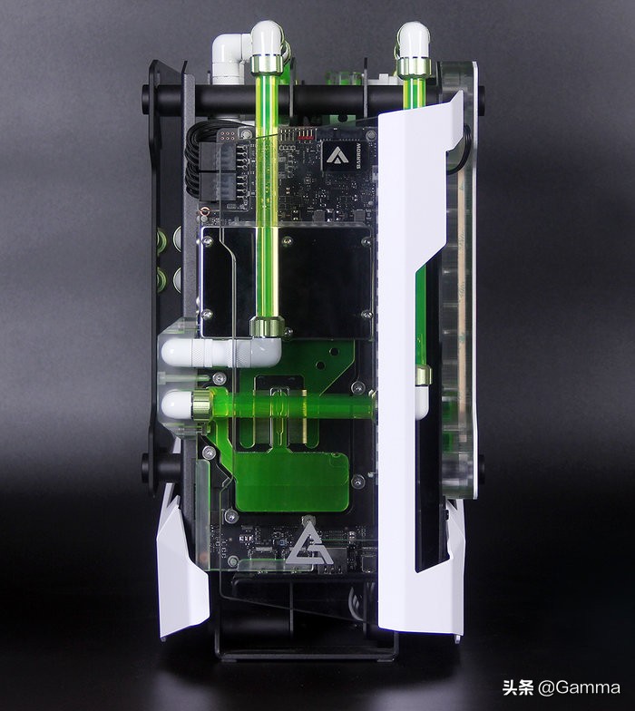 公认散热好的itx机箱,支持240水冷和RGB光控的itx机箱