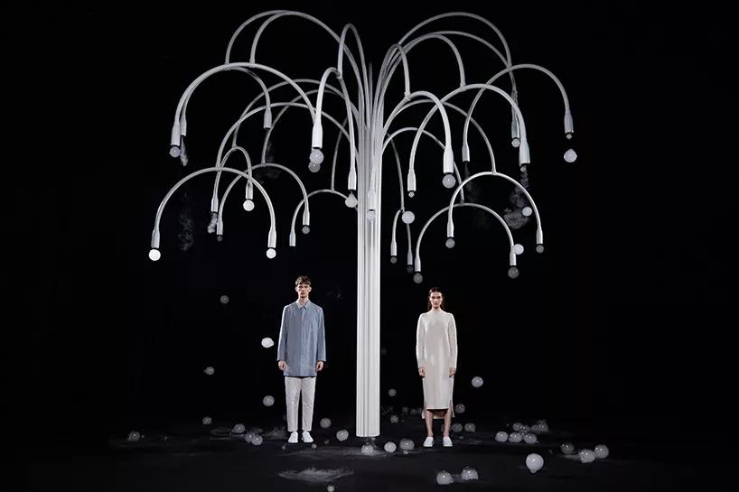 美得足以让人忘记时间流逝,美得让人静止的瞬间