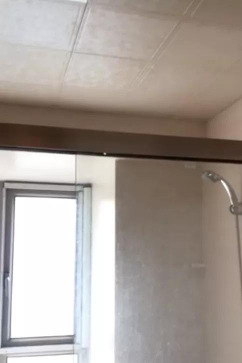 89㎡出租屋“变身”日式极简美宅，无主灯+藤编原木，玩出新花样