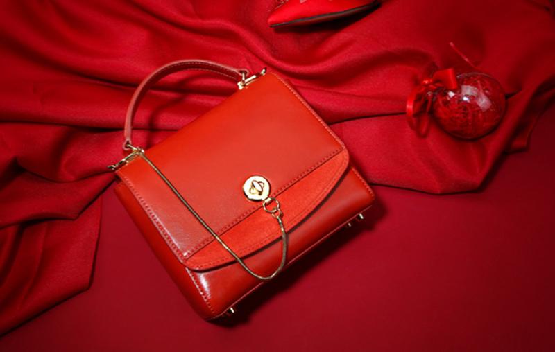 迪桑娜真皮单肩小方包价格,高端轻奢女包马鞍包大容量