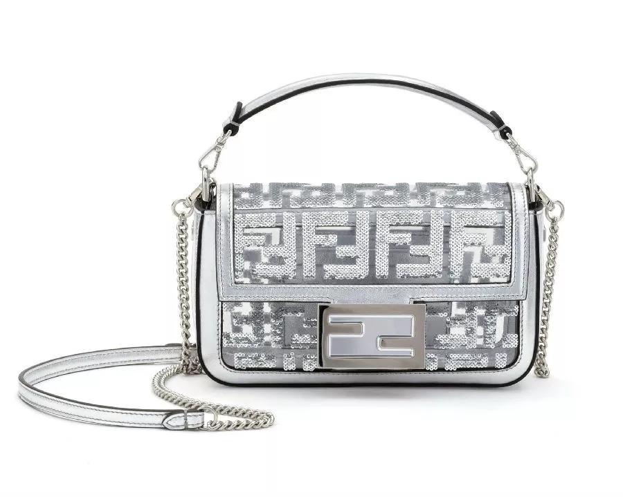 乔欣到底多有钱,乔欣到底有多少风衣