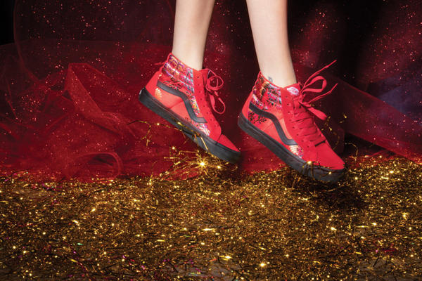 国际大牌玩中国风丑出新高度！十二生肖被玩坏，奶奶看了都嫌土