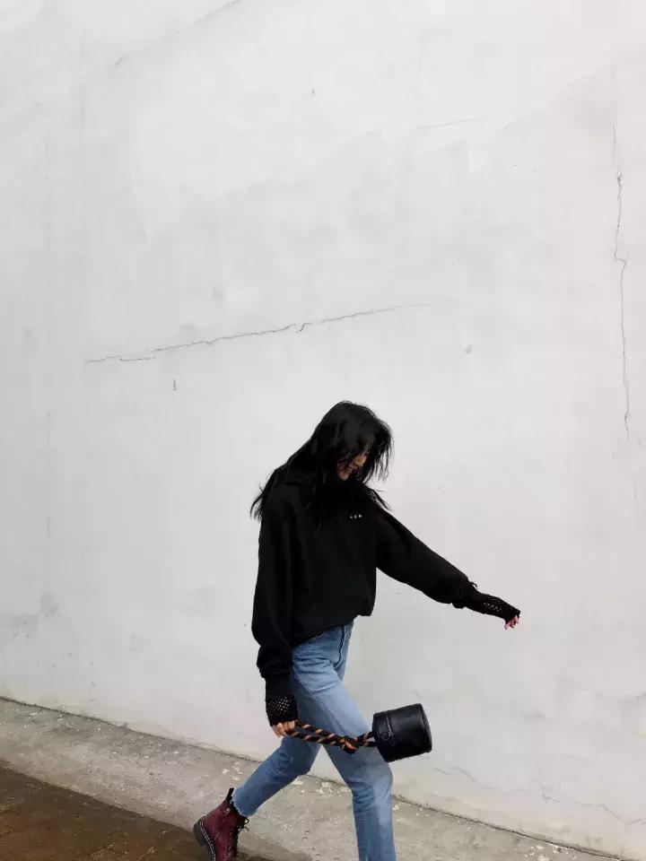 女人圆脸发型和方脸哪个更抗老,适合圆脸方脸女生的发型短发