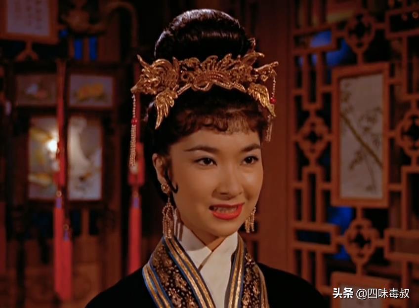 倩女幽魂2人间情完整版免费观看,倩女幽魂人间情中男女亲吻拥抱戏