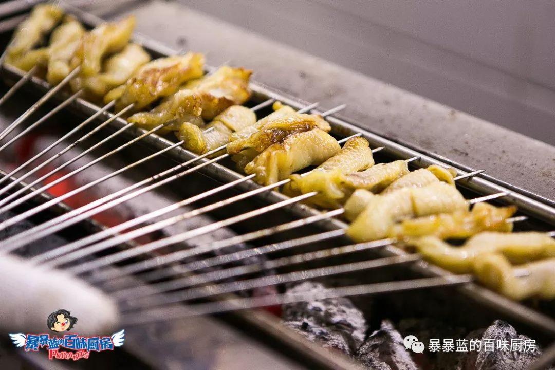 一天营业9小时左右的实体店,一天只营业2个小时的火锅店