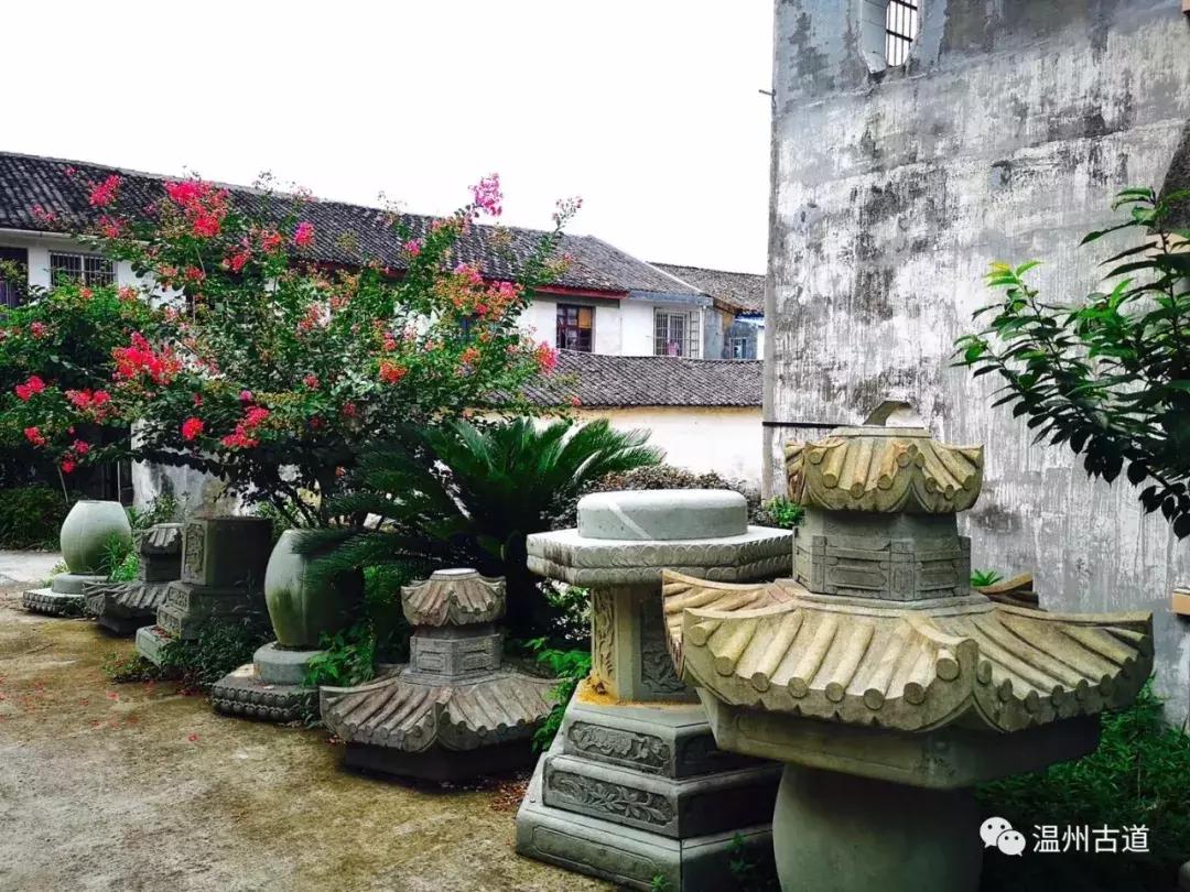 平阳鸣山古村落图片,千年古村平阳县鸣山村古城夜景