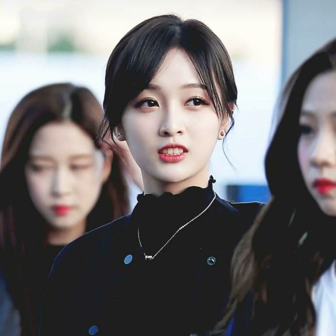 两个人在一起没话说怎么解决,两个人慢慢的陌生了没话说了