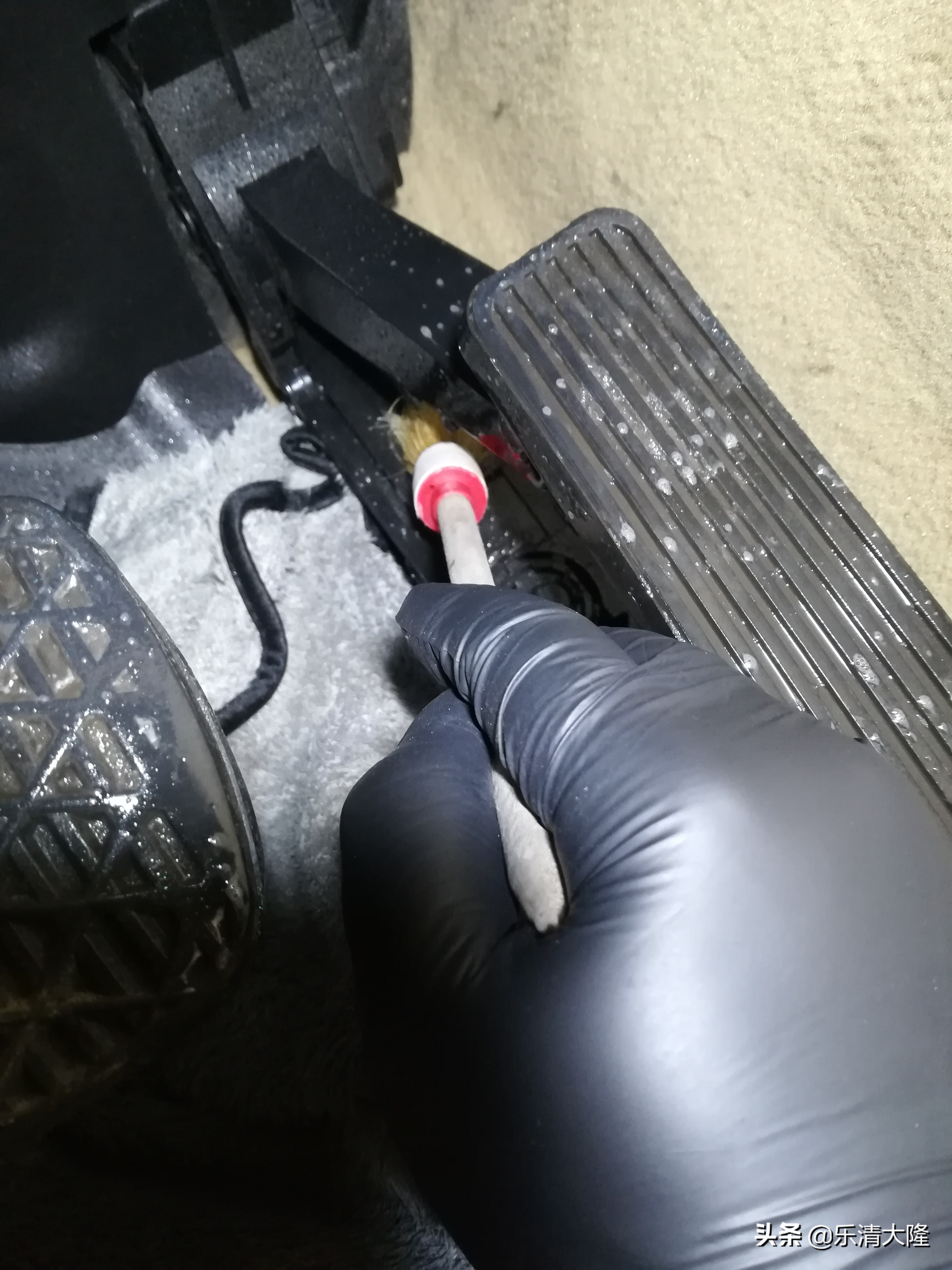 奔驰s350门边镀铬条,奔驰s350座椅清洗翻新