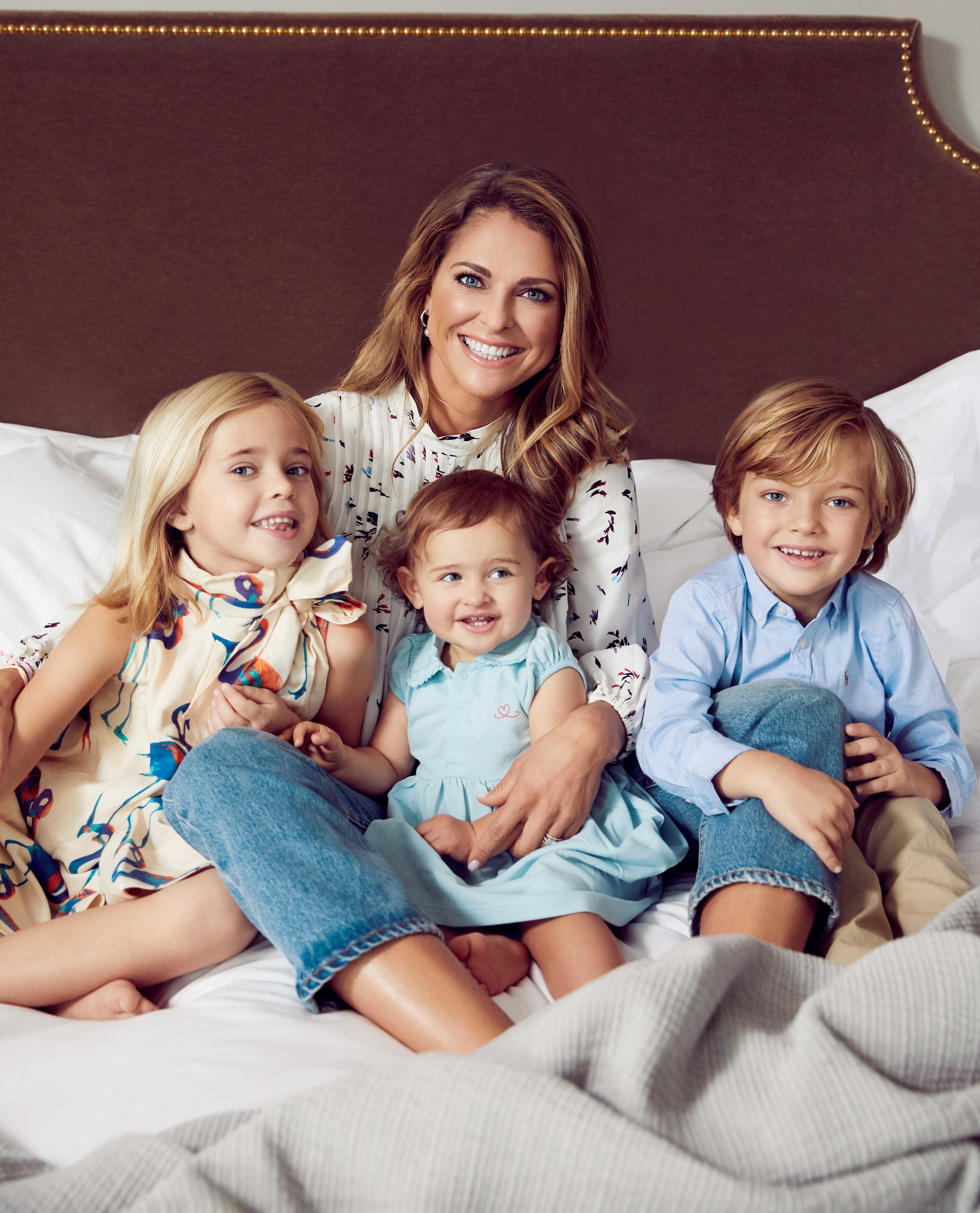 瑞典公主玛德琳与威廉王子,瑞典公主玛德琳和她的王冠们