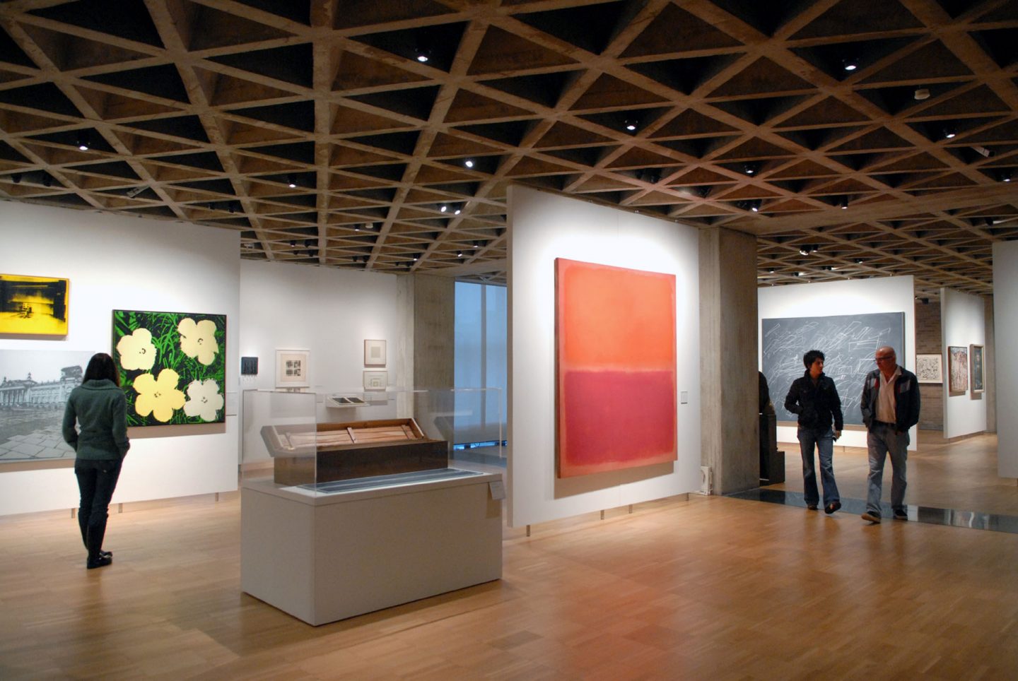 现代主义建筑大师格罗皮乌斯,建筑大师路易斯阿拉干作品