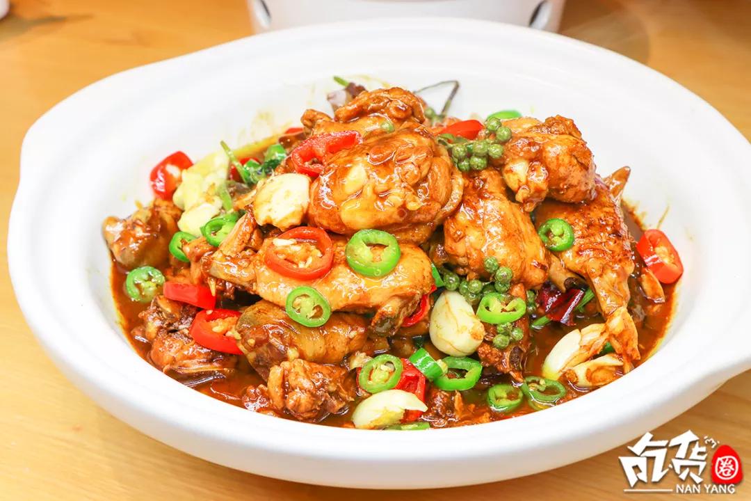 南阳这家羊肉汤，每天卖出200碗！进门先排队，羊肉包子抢着吃