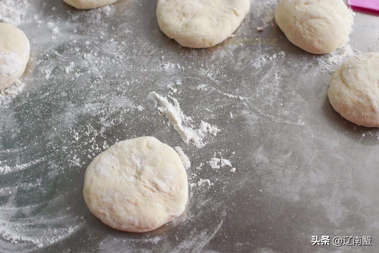 干菜包子掺什么蒸好吃,梅干菜肉包子馅蒸40分钟