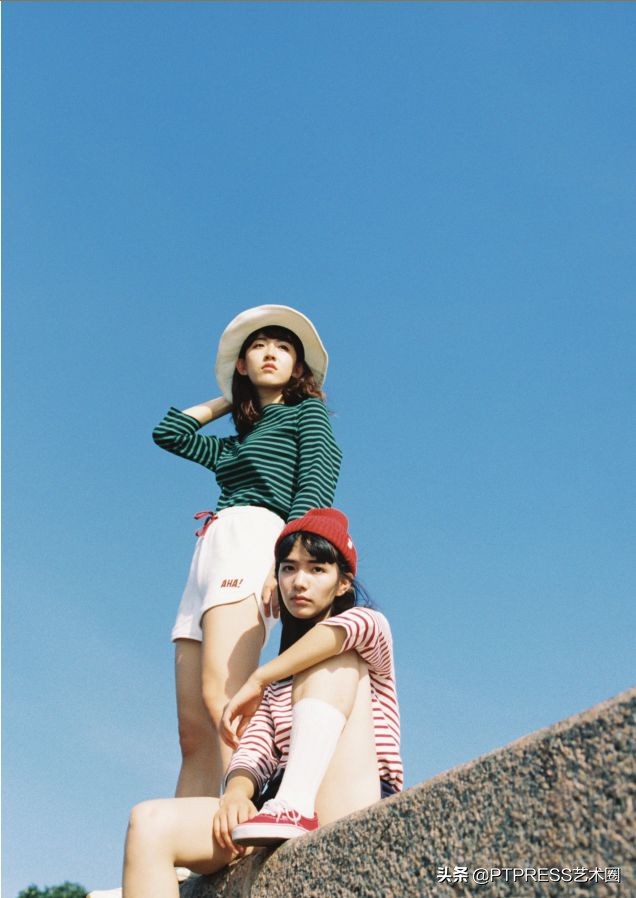 闺蜜拍照如何拍出高级感,闺蜜照怎么拍照好看又上镜