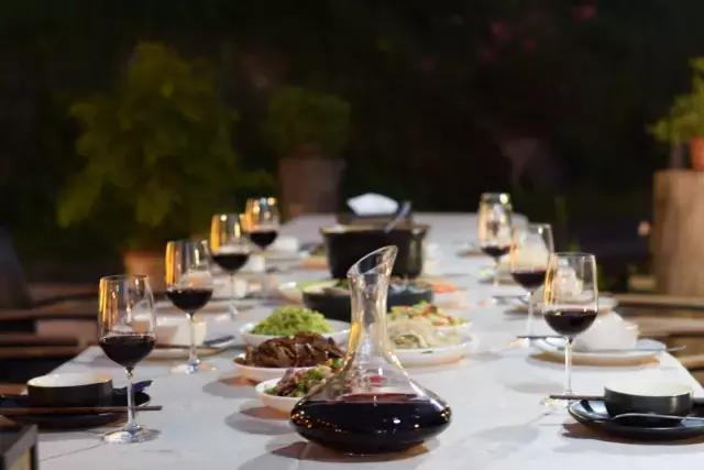 邂逅秋天的千岛湖!光看图已美醉,住这7家美宿避开人群赏湖景山色