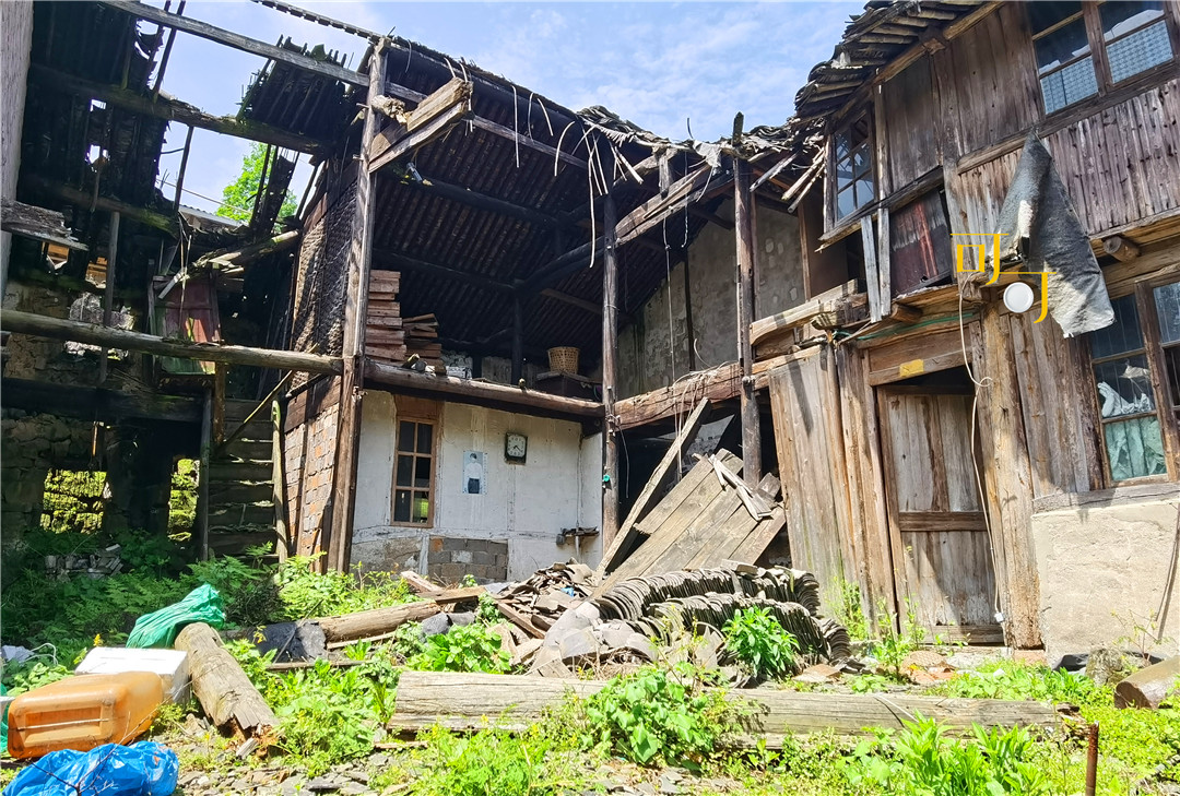 余姚四明山农家乐跟团游有吗,余姚市四明山高山布依农家乐