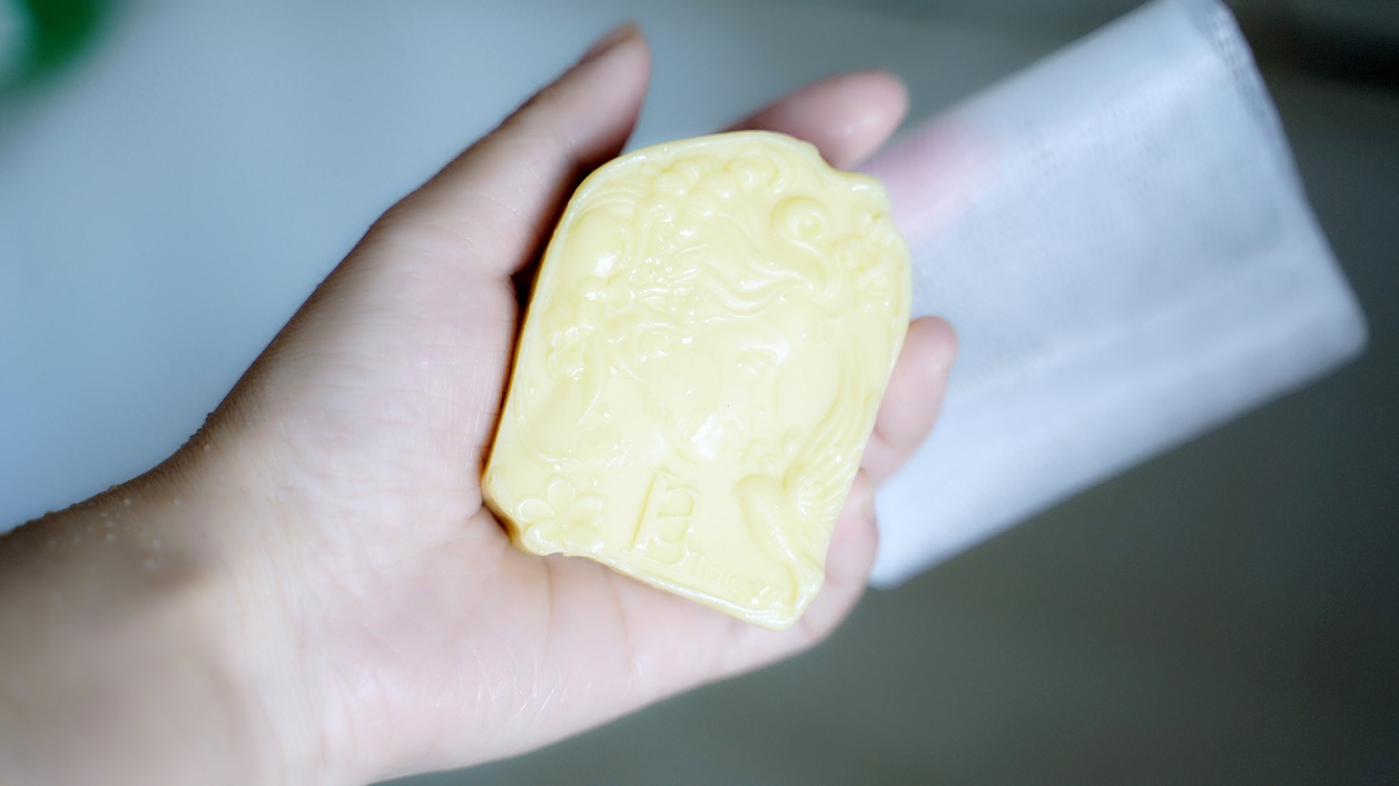 酵素花草洗面奶,酵素小分子肽洗面奶