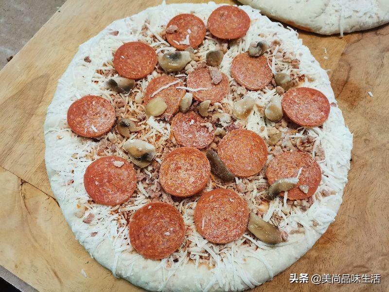 速冻披萨用什么加热,速冻披萨怎么快速解冻