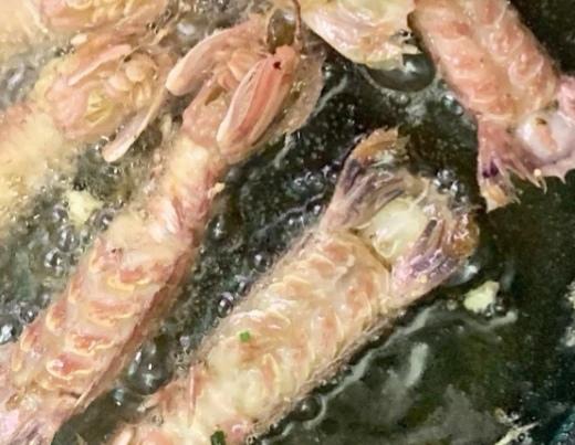 椒盐皮皮虾最简单的家常做法,椒盐皮皮虾最简单又最好吃的做法