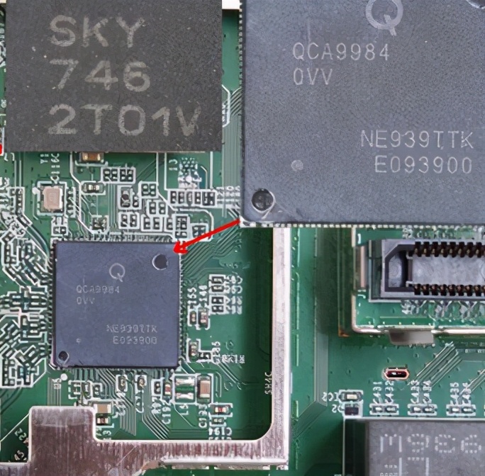 易展mesh小方路由器评测对比,目前性能最强的mesh路由器