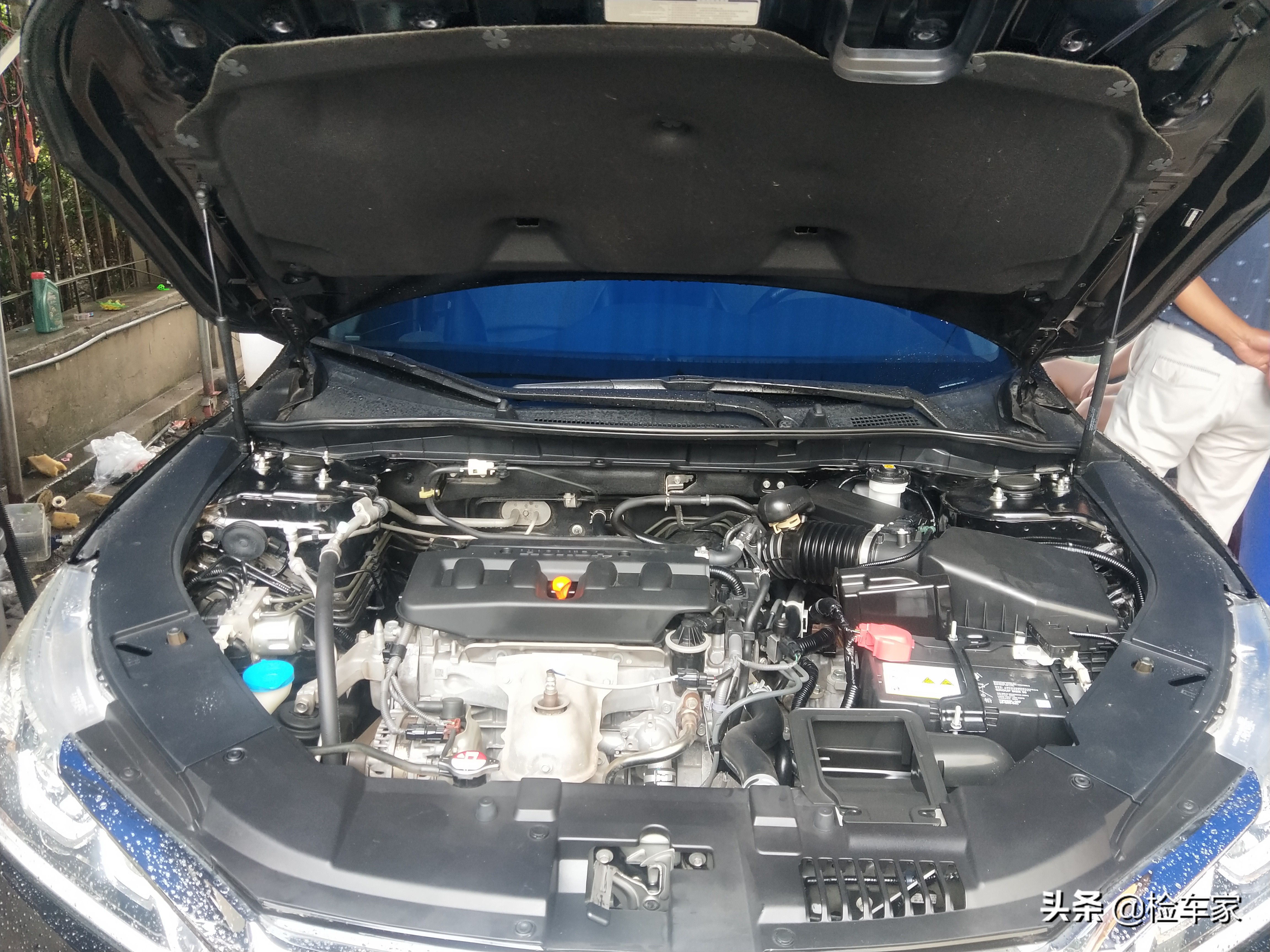 13.8万买台二手雅阁值不值？朋友：为啥不加几万买新车