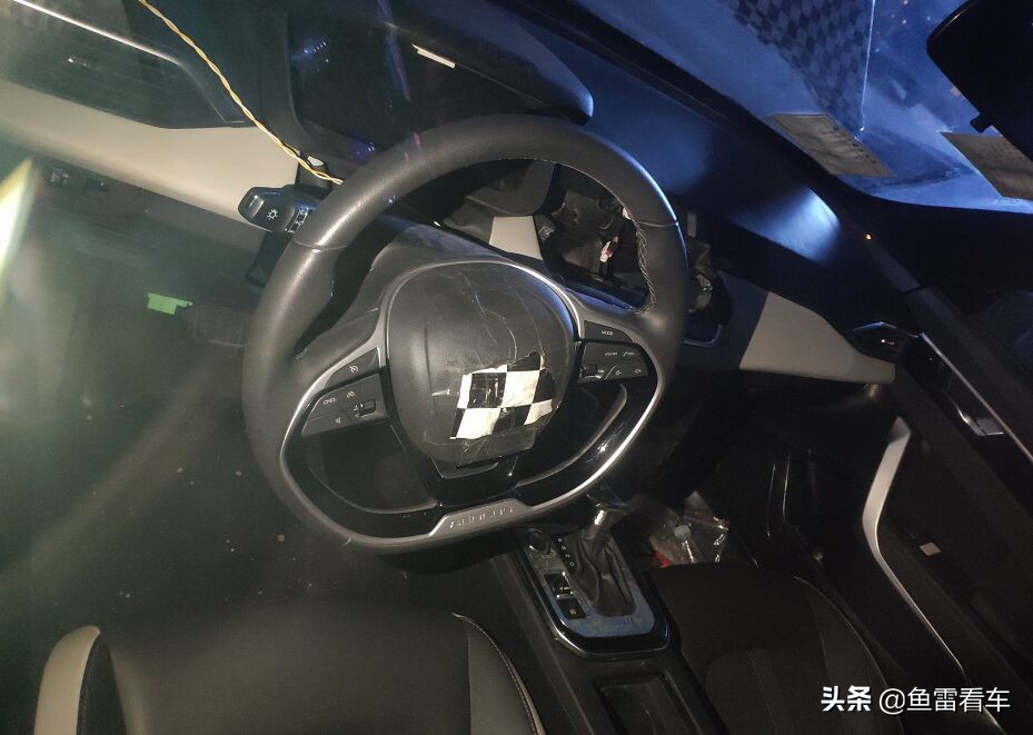 东风风神a60最新款,东风风神a60内饰图片