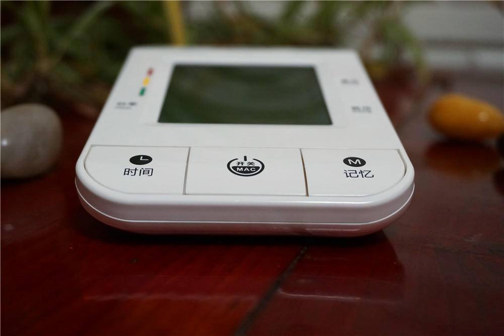 爱健康电子血压计,aicare臂式电子血压计