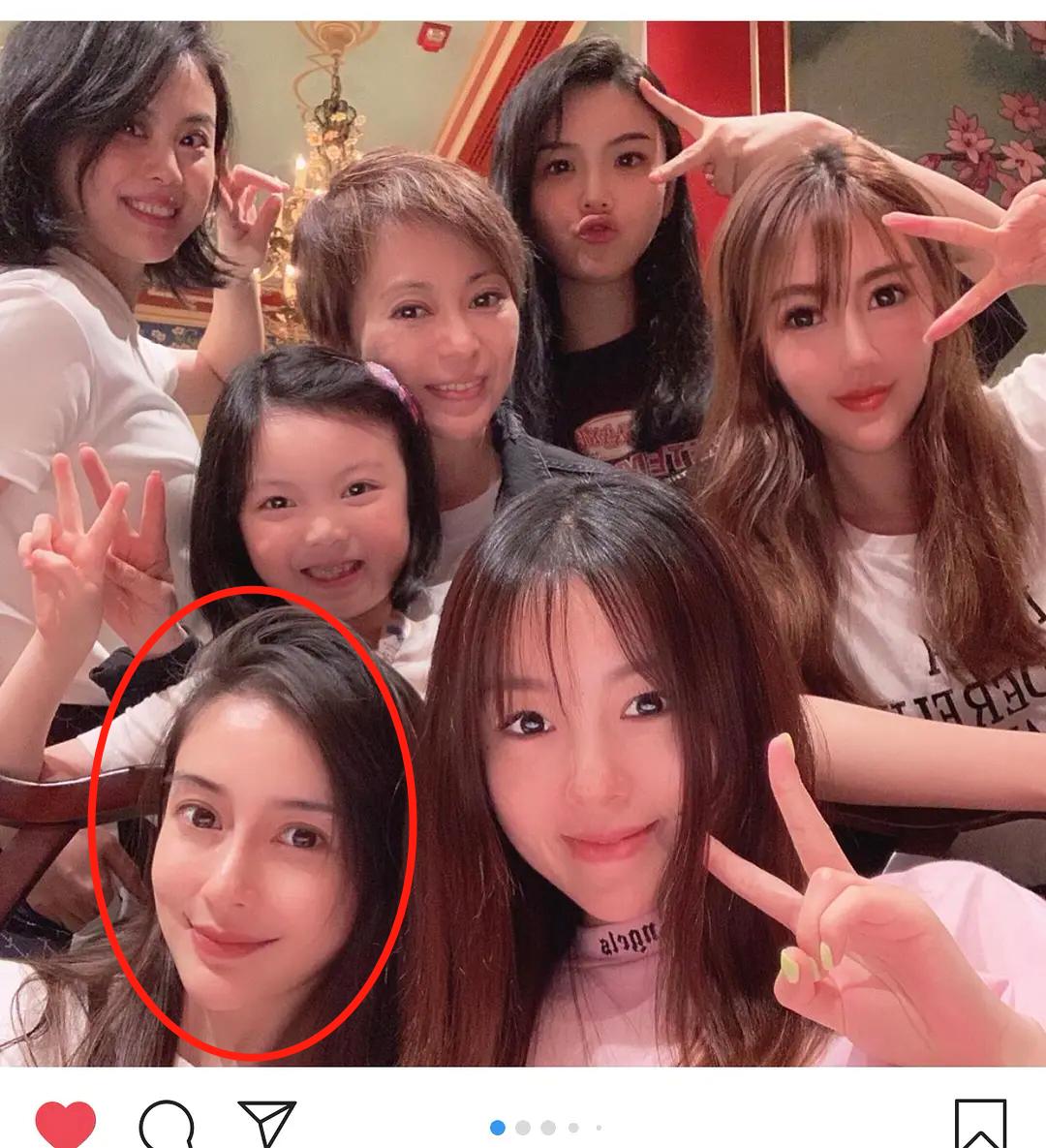 连她都要镶边合影的聚会，来头这么大？