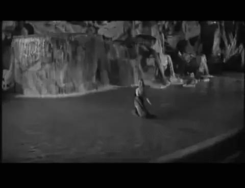 瑞典性感女神被丈夫席卷全部财产，晚年身无分文露宿街头