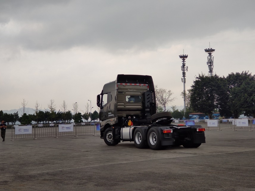 甲醇氢燃料汽车,甲醇与氢能源汽车