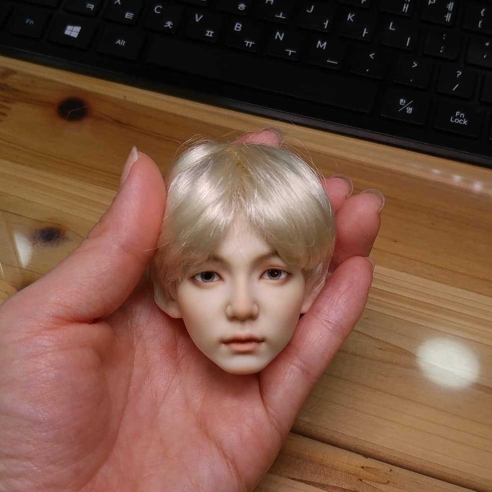 防弹少年团制作卡通玩偶,防弹少年团成员合作