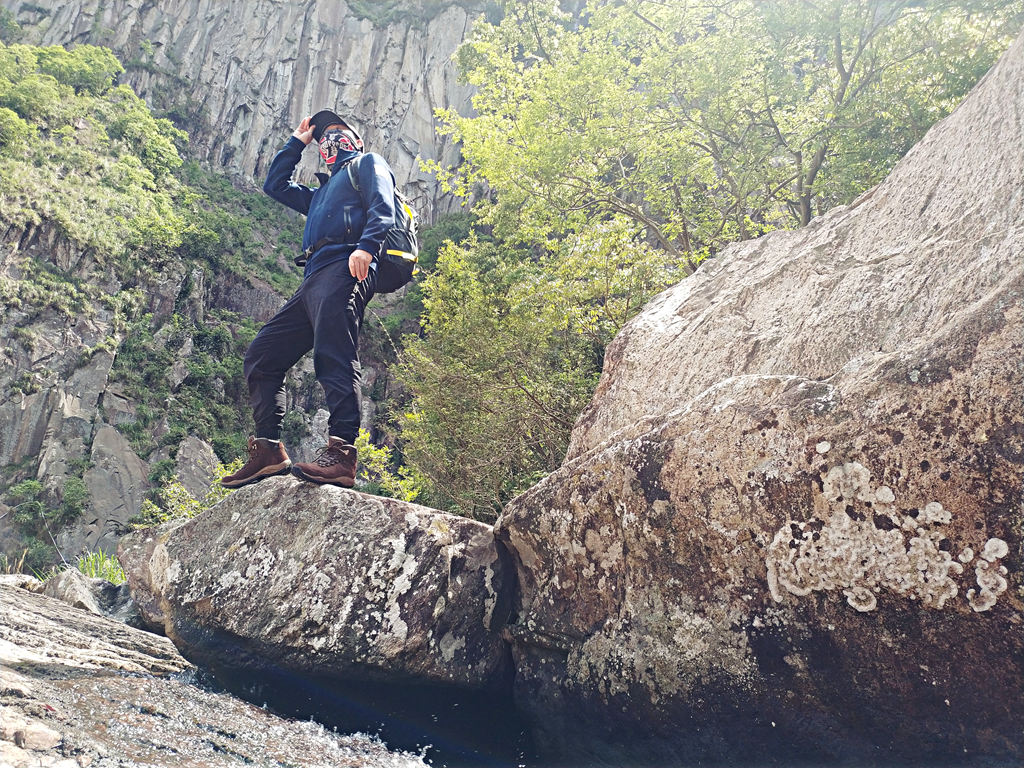 遨游仕l1登山鞋,bounce遨游仕t1b登山鞋户外测评