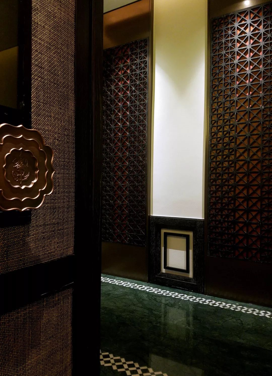 新作|高颜值的城市“第三空间”x上瑞元筑费宁