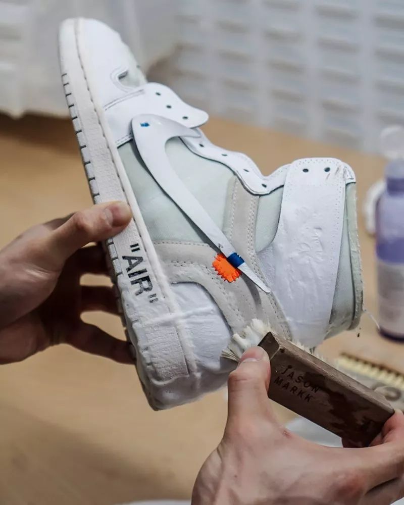 球鞋脏了怎么处理,球鞋表面脏了怎么清理