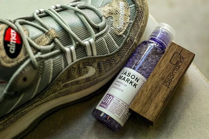 球鞋脏了怎么处理,球鞋表面脏了怎么清理