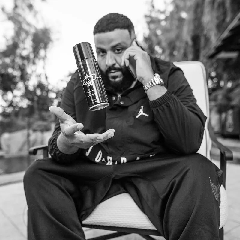 球鞋脏了怎么处理,球鞋表面脏了怎么清理