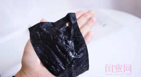 皮肤又干又黄又有斑,脸部肌肤泡泡浴