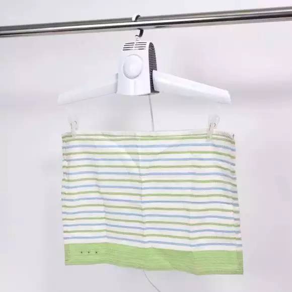 雨天衣服快速干的小妙招,冬天衣服晒不干的小妙招